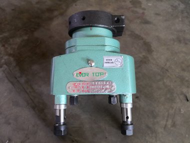 ST型两轴可调式多轴器