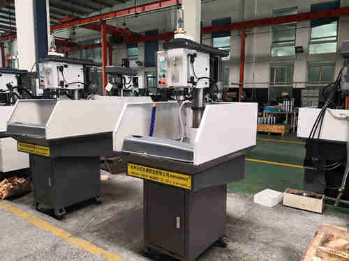 多轴攻牙机优势特点