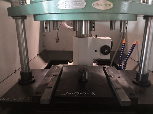 贝克四孔多轴器