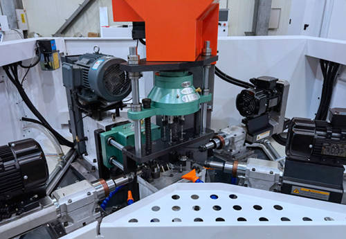 多轴攻牙机最小间距