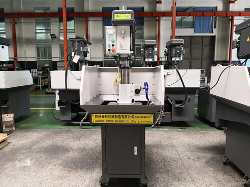 多轴攻丝机的操作方法