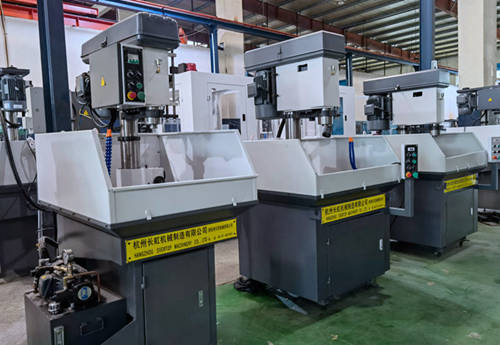 怎么选择品牌自动多轴器攻丝机?