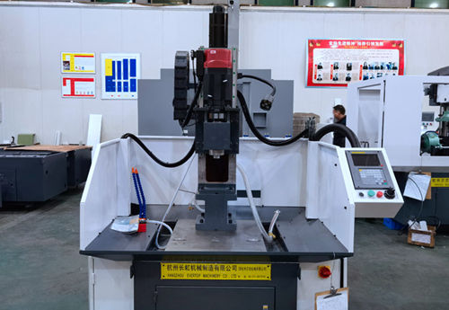 多轴钻孔机使用中需要注意哪些细节