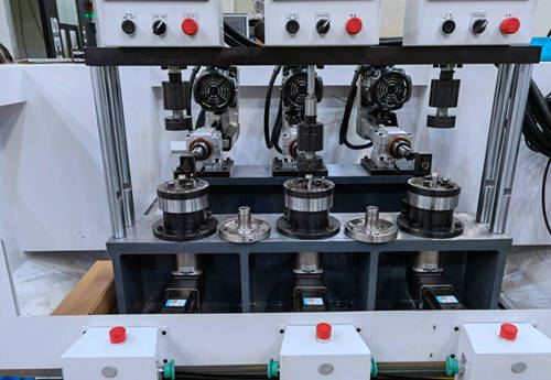 自动多轴攻丝机生产厂家哪个好?