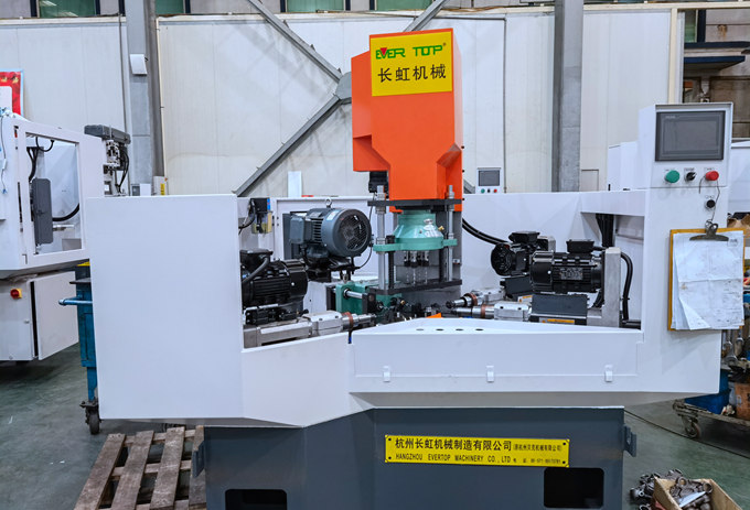 全自动多轴攻丝机报价直接影响到用户的选择