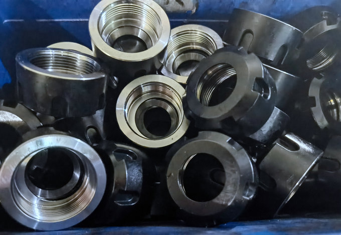 多轴器用ER螺母