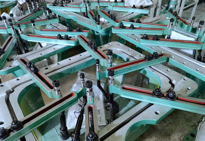 BU165 U型可调式多轴器